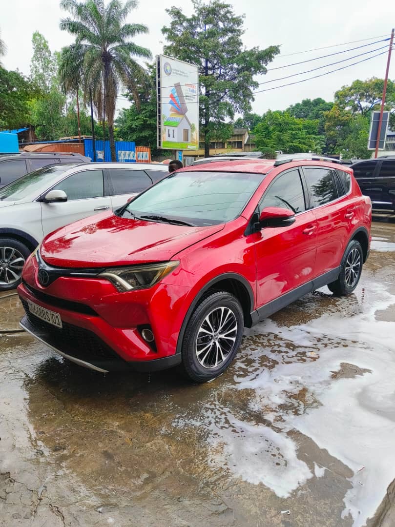 Toyota New Rav4 *année de fabrication 2018* Automatique Couleur d