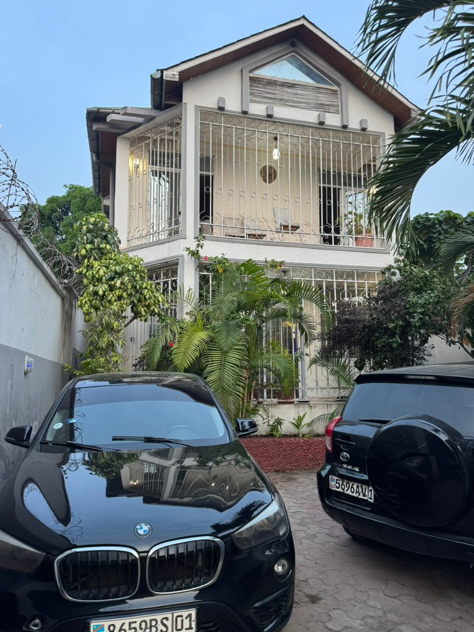 Petites annonces | Vente d’une propriété avec maison R+1 à Ngaliema – Réf. Gulf | mediacongo.net